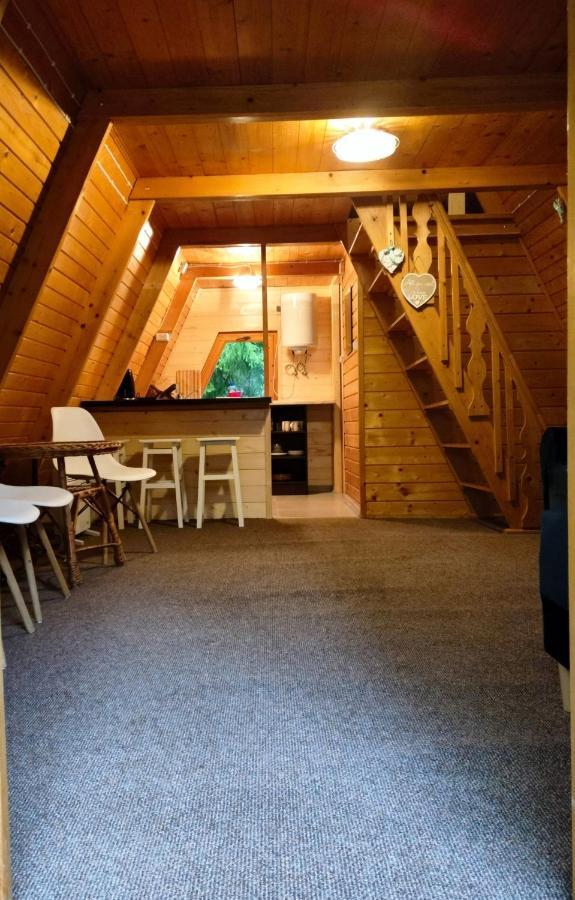 Domki Letniskowe Pod Lasem Koziniec Exterior foto